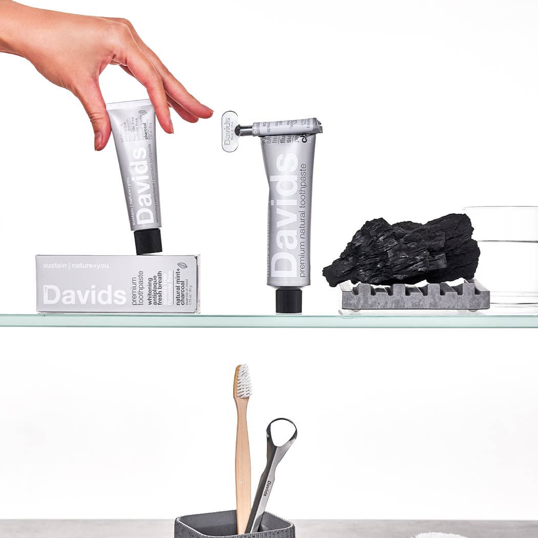 Davids Premium Toothpaste - Charcoal+Peppermint